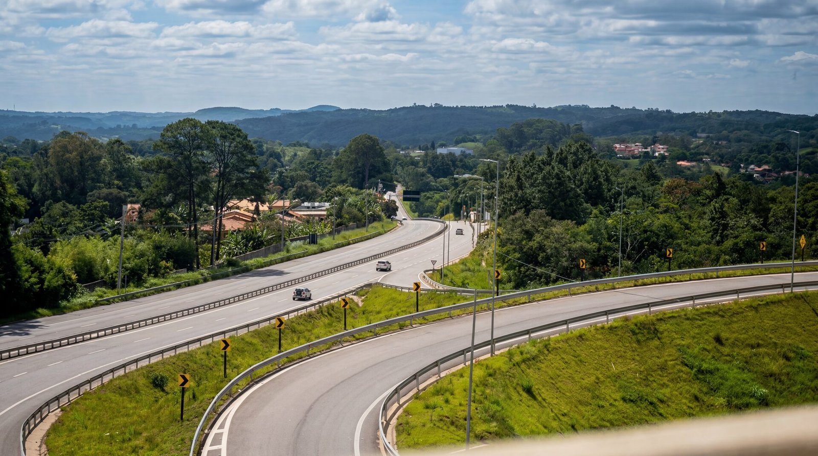 Rodovia Raposo Tavares — acesso principal